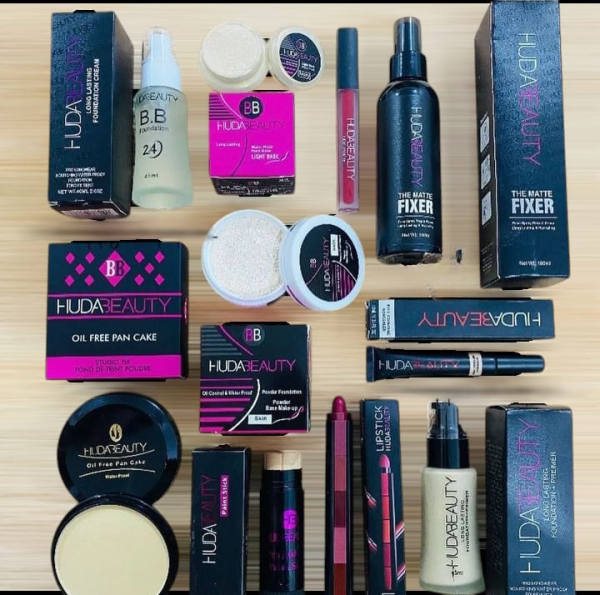 Huda Beauty Makeup Bundle (10 In 1 Makeup Deal)